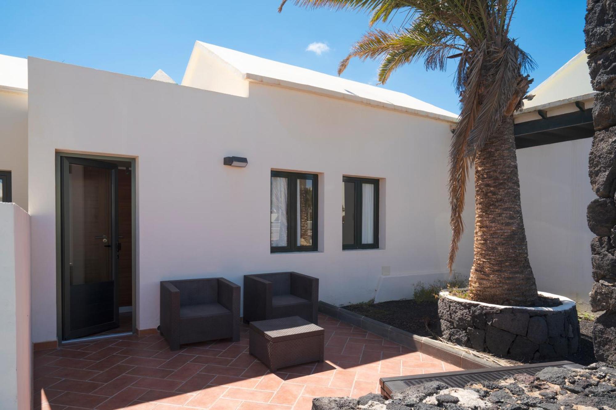Villa Lanzahost Casa Sunny Seafront Costa Teguise Exterior foto